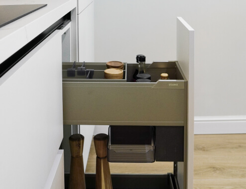 Light Grey Kitchen with Breakfast Bar Stove
